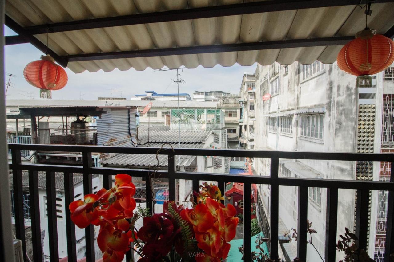 Отель Baanbangkok Chinatown Экстерьер фото